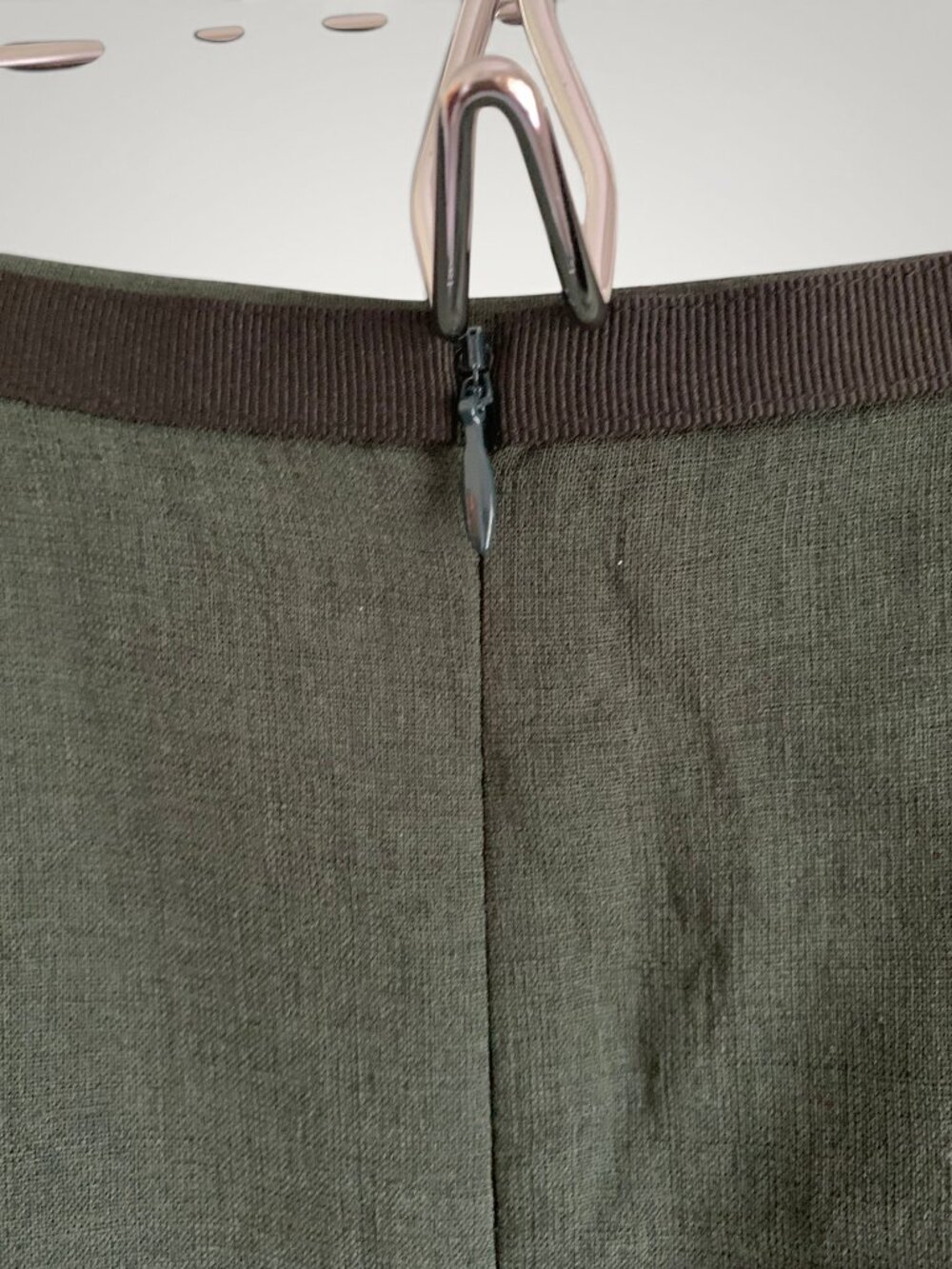 Cefinn Dark Green Crepe Tiered Skirt, Size 6 - Picture 7 of 7